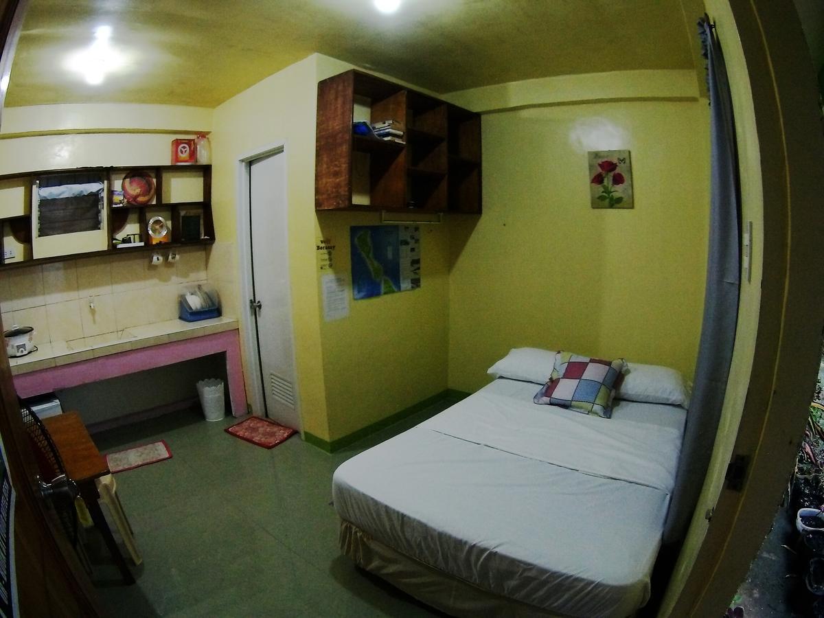 Хостел Boracay Backpackers Balabag  Экстерьер фото