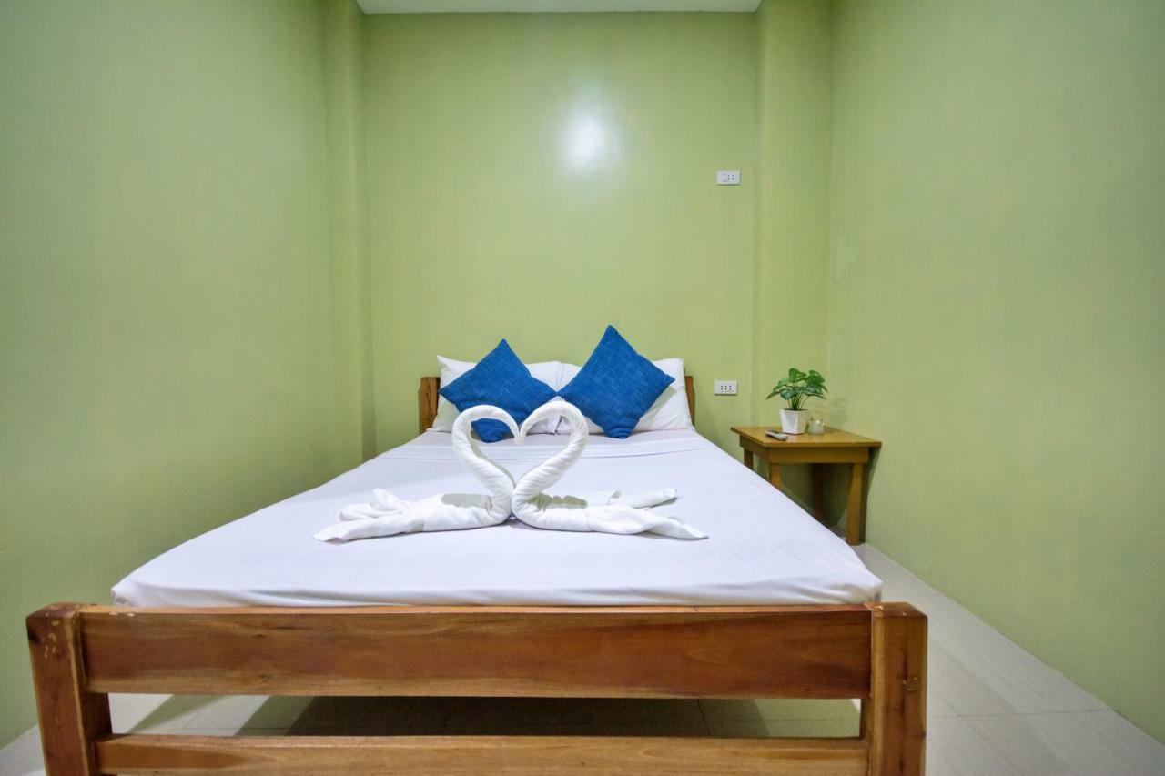 Хостел Boracay Backpackers Balabag  Экстерьер фото